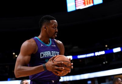 98-102. Howard logra doble-doble y los Hornets amplían su racha triunfal 98-102. Howard logra doble-doble y los Hornets amplían su racha triunfal