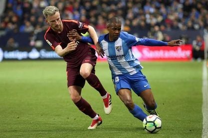 El Málaga prepara el choque ante Villarreal con Rolan y Lacen ya recuperados El Málaga prepara el choque ante Villarreal con Rolan y Lacen ya recuperados