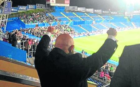 Esta imagen de Lorenzo Serra Ferrer celebrando el triunfo de Getafe se ha convertido en viral. Esta imagen de Lorenzo Serra Ferrer celebrando el triunfo de Getafe se ha convertido en viral.