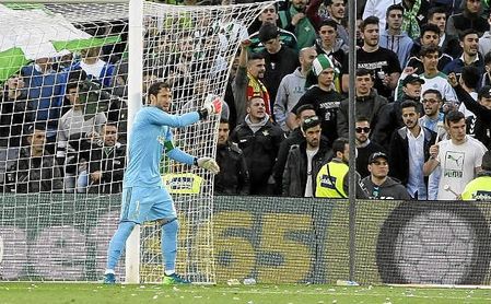 De las diez últimas jornadas, el Betis ha dejado su portería a cero en seis ocasiones. De las diez últimas jornadas, el Betis ha dejado su portería a cero en seis ocasiones.