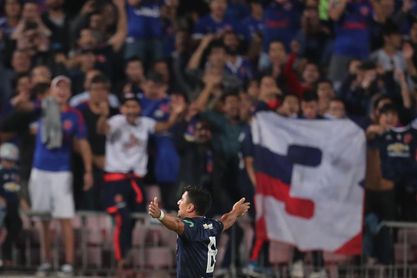 La Universidad de Chile y la Católica no se dan tregua y Colo Colo se hunde La Universidad de Chile y la Católica no se dan tregua y Colo Colo se hunde
