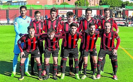 En la imagen, once inicial del Gerena que se enfrentó al Cabecense. En la imagen, once inicial del Gerena que se enfrentó al Cabecense.