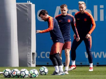 Lucas Digne vuelve a entrenarse con el grupo Lucas Digne vuelve a entrenarse con el grupo