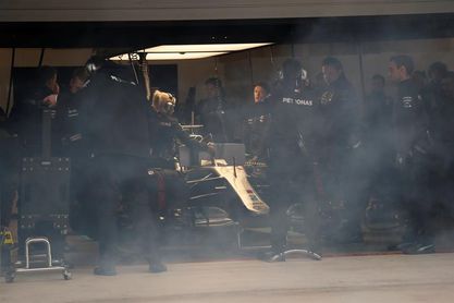 Hamilton, preocupado porque Ferrari "funciona en todas partes" Hamilton, preocupado porque Ferrari "funciona en todas partes"