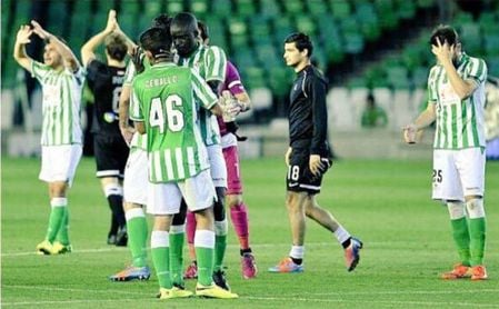 Ceballos recuerda su debut con el Betis en Primera Ceballos recuerda su debut con el Betis en Primera
