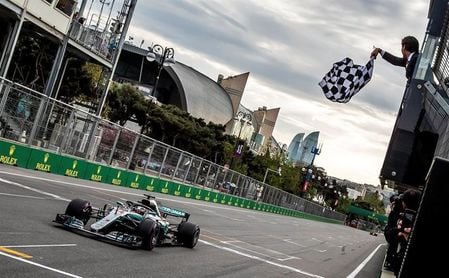Victoria para Hamilton y drama para Bottas en la locura de Bakú Victoria para Hamilton y drama para Bottas en la locura de Bakú
