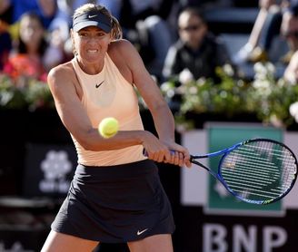 María Sharapova sufre, pero arranca con victoria en Roma María Sharapova sufre, pero arranca con victoria en Roma