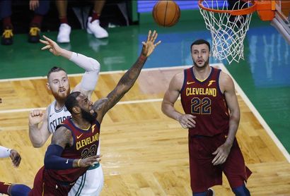 James ylos Cavaliers saben que están contra las cuerdas, pero no eliminados James ylos Cavaliers saben que están contra las cuerdas, pero no eliminados