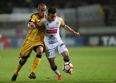 2-0. Peñarol vence a un The Strongest eliminado, pero no consigue el milagro 2-0. Peñarol vence a un The Strongest eliminado, pero no consigue el milagro