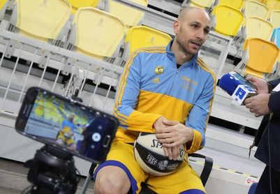 Oliver: "El partido ante el Madrid será difícil, pero dependemos de nosotros" Oliver: "El partido ante el Madrid será difícil, pero dependemos de nosotros"