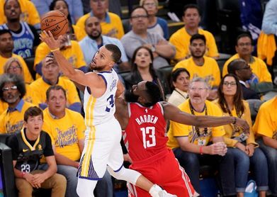 Los Rockets, con la ventaja y sin Paul, se miden a unos Warriors obligados a ganar Los Rockets, con la ventaja y sin Paul, se miden a unos Warriors obligados a ganar