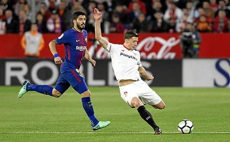 Lenglet podría jugar "en cualquier país de Europa", según su representante. Lenglet podría jugar "en cualquier país de Europa", según su representante.
