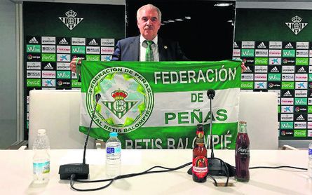 Juan de Dios Álvarez, presidente de la Federación de Peñas Béticas. Juan de Dios Álvarez, presidente de la Federación de Peñas Béticas.