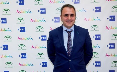 El presidente anuncia un "plan para hacer un Betis campeón en cinco años" El presidente anuncia un "plan para hacer un Betis campeón en cinco años"