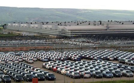 Trabajadores de FIAT protestan por el fichaje de Cristiano y anuncian huelga Trabajadores de FIAT protestan por el fichaje de Cristiano y anuncian huelga