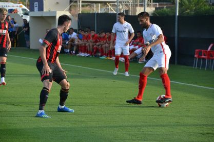 Pejiño ante el Bournemouth. Pejiño ante el Bournemouth.