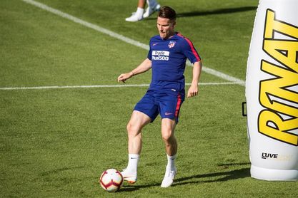 Gameiro vuelve a entrenarse con sus compañeros Gameiro vuelve a entrenarse con sus compañeros