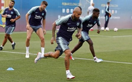 Arturo Vidal durante un entrenamiento con el FC Barcelona. Arturo Vidal durante un entrenamiento con el FC Barcelona.