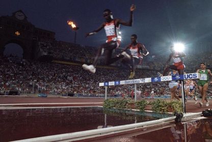 El dominio keniano en 3.000 m obstáculos comenzó en México con Amos Biwott El dominio keniano en 3.000 m obstáculos comenzó en México con Amos Biwott