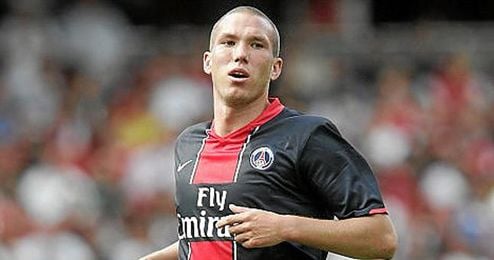 El francés Digard con la elástica de su anterior equipo, el PSG. El francés Digard con la elástica de su anterior equipo, el PSG.