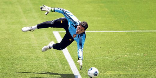 El colchonero Joel Robles, ahora con la selección sub 21 en Israel, vuelve del Wigan y saldrá otra vez a préstamo. El colchonero Joel Robles, ahora con la selección sub 21 en Israel, vuelve del Wigan y saldrá otra vez a préstamo.