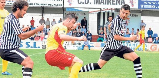 El atacante blanquinegro Melchor, nuevo jugador del Algeciras. El atacante blanquinegro Melchor, nuevo jugador del Algeciras.
