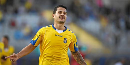 El jugador canario celebra un tanto con la Unión Deportiva Las Palmas. El jugador canario celebra un tanto con la Unión Deportiva Las Palmas.