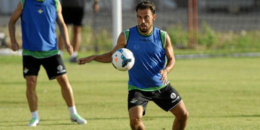 Matilla ha pasado de descarte a fijo en el once en la pretemporada. Matilla ha pasado de descarte a fijo en el once en la pretemporada.