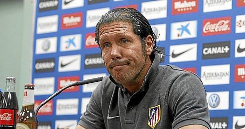 Simeone, técnico del Atlético, en sala de prensa. Simeone, técnico del Atlético, en sala de prensa.