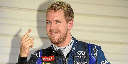Vettel celebra una de sus victorias. Vettel celebra una de sus victorias.