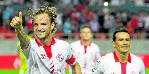 Le sobran aspirantes y no posee especialistas a balón parado Le sobran aspirantes y no posee especialistas a balón parado
