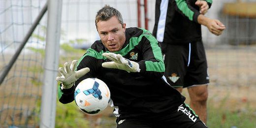 Andersen ha entrado en la preconvocatoria de Dinamarca. Andersen ha entrado en la preconvocatoria de Dinamarca.