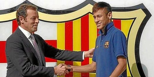 El Barcelona ha entragado los contratos del fichaje de Neymar a la Audiencia Nacional. El Barcelona ha entragado los contratos del fichaje de Neymar a la Audiencia Nacional.