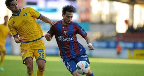 El Eibar no pudo pasar del empate ante el Alcorcón. El Eibar no pudo pasar del empate ante el Alcorcón.