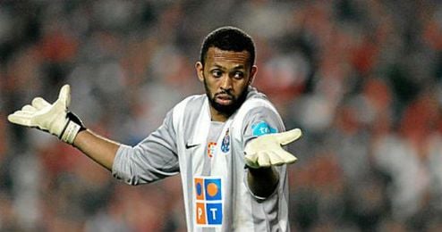 Helton durante un partido con el Oporto. Helton durante un partido con el Oporto.