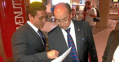 José María del Nido Carrasco y José Castro, en la expedición. José María del Nido Carrasco y José Castro, en la expedición.