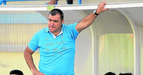 Joaquín Hidalgo sigue trabajando en cerrar una plantilla para luchar por lo máximo durante la próxima temporada. Joaquín Hidalgo sigue trabajando en cerrar una plantilla para luchar por lo máximo durante la próxima temporada.
