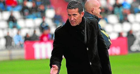 Juan Merino en una etapa anterior como entrenador Juan Merino en una etapa anterior como entrenador