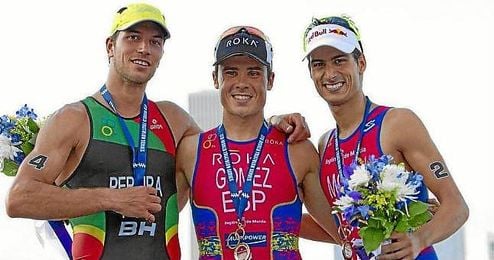 Pereira, Gómez Noya y Mola, en el podio de Chicago. Pereira, Gómez Noya y Mola, en el podio de Chicago.