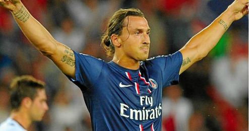 Zlatan Ibrahimovic celebrando un gol Zlatan Ibrahimovic celebrando un gol