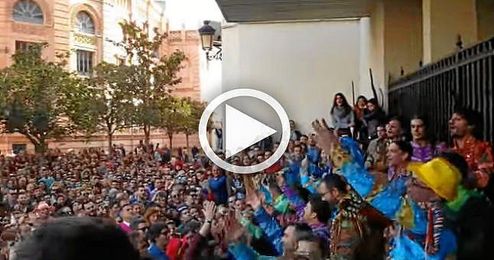 El Carnaval de Cádiz sigue en la calle El Carnaval de Cádiz sigue en la calle