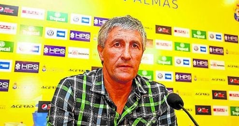 El preparador cántabro, en sala de prensa. El preparador cántabro, en sala de prensa.