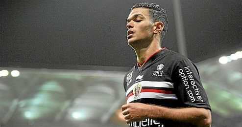 Ben Arfa, con la elástica del Niza. Ben Arfa, con la elástica del Niza.