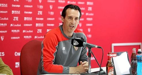 Emery ha confirmado en rueda de prensa que Llorente ha sido padre. Emery ha confirmado en rueda de prensa que Llorente ha sido padre.