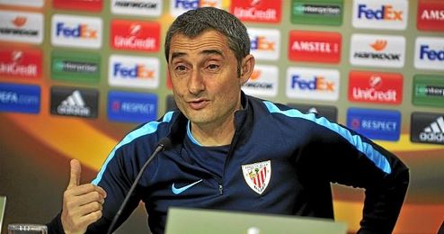 Valverde en rueda de prensa Valverde en rueda de prensa