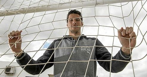 David Soria posa para ESTADIO Deportivo en la ciudad deportiva del Sevilla. David Soria posa para ESTADIO Deportivo en la ciudad deportiva del Sevilla.
