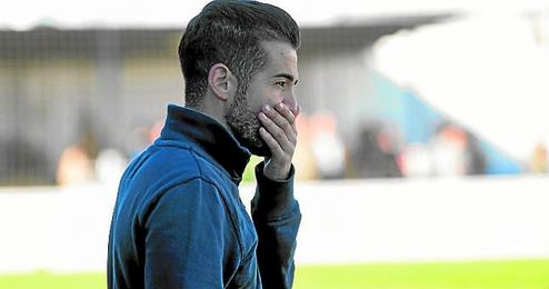 El técnico del Pilas, José Julio Monsalves, quiere continuar otro año más, pero no a cualquier precio. El técnico del Pilas, José Julio Monsalves, quiere continuar otro año más, pero no a cualquier precio.
