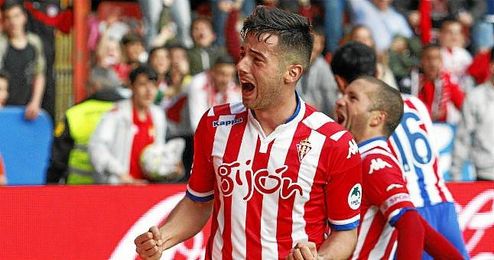 Jony celebra un gol con el Sporting. Jony celebra un gol con el Sporting.