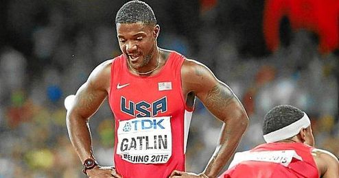 La victoria dio una alegría a Gatlin, después de que en la edición del año pasado le impidiera a última hora correr. La victoria dio una alegría a Gatlin, después de que en la edición del año pasado le impidiera a última hora correr.