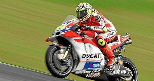 Iannone cumplirá su última temporada en Ducati para ocupar la plaza de Viñales en Suzuka. Iannone cumplirá su última temporada en Ducati para ocupar la plaza de Viñales en Suzuka.